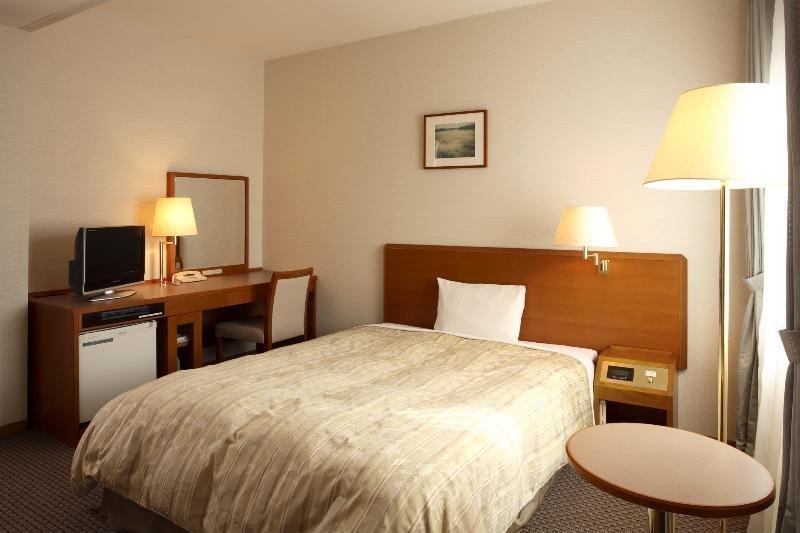 Jr-East Hotel Mets Tsudanuma Narashino Exteriör bild